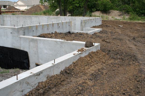 Foundation Wall Construction in Denham Springs